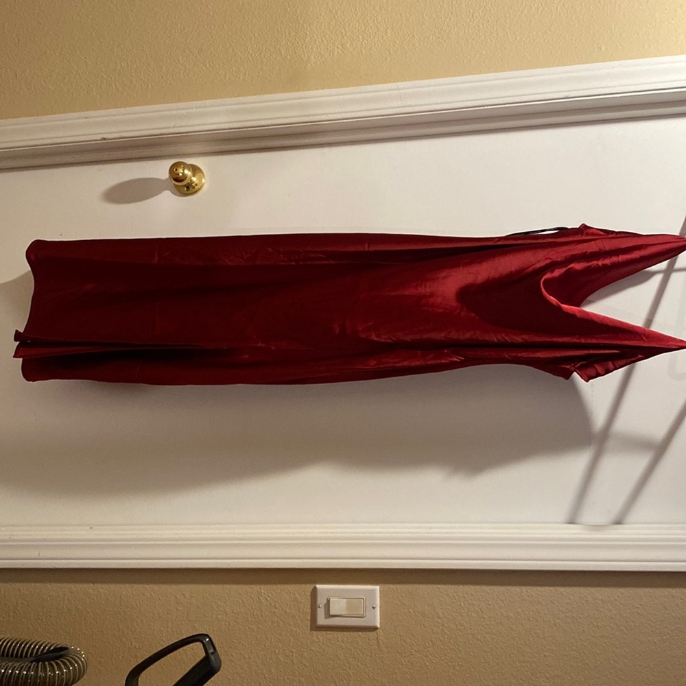 Size 1x cowl neck satin dress forever 21
